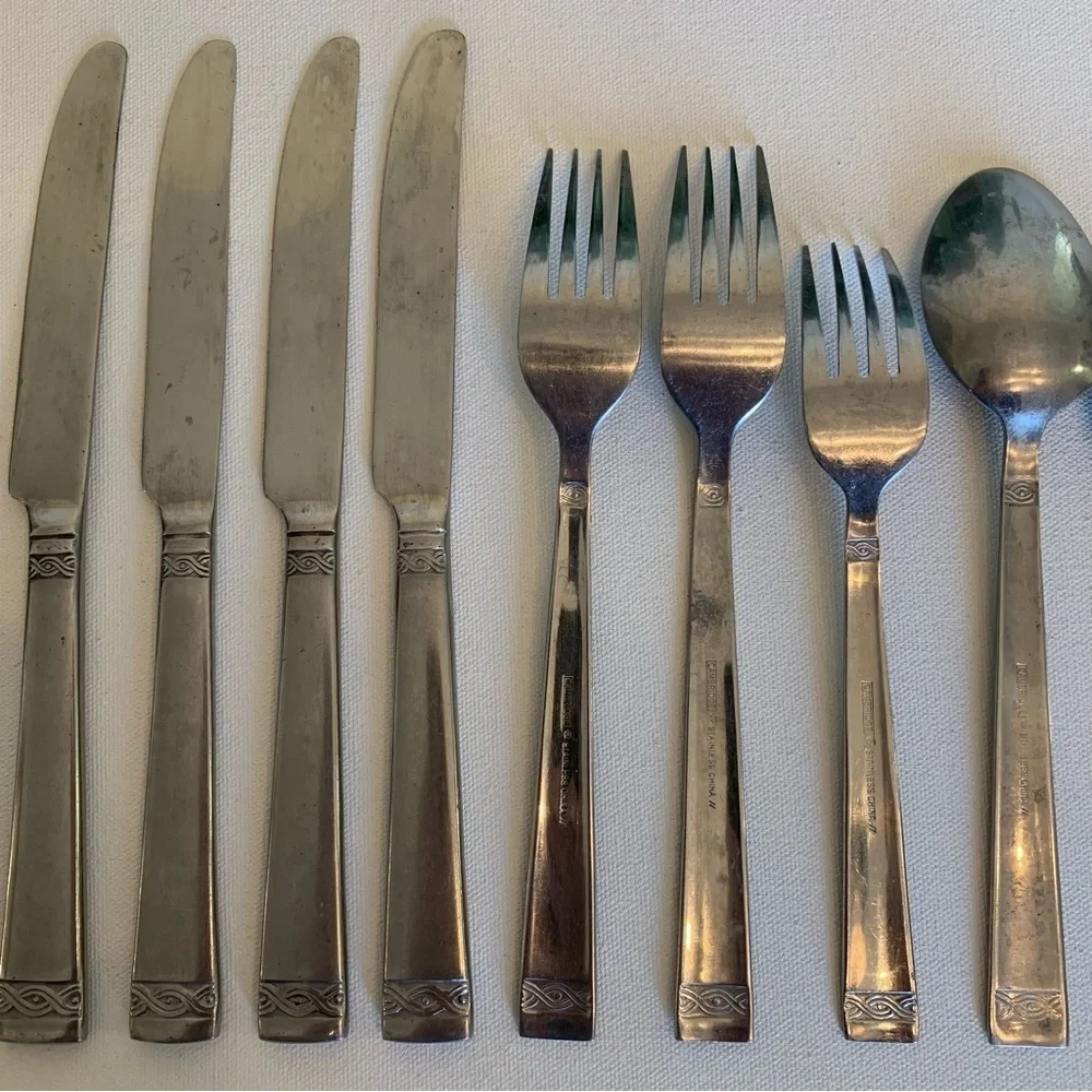 Cambridge Stainless Flatware Danielle Dinner Forks Knives Spoons Set of 12 Pcs